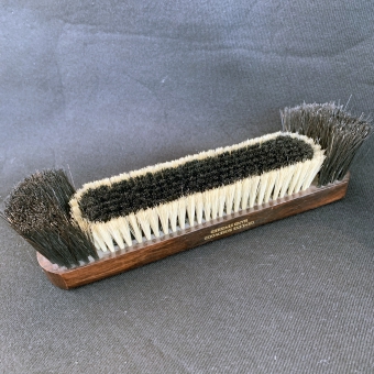 Snooker brush